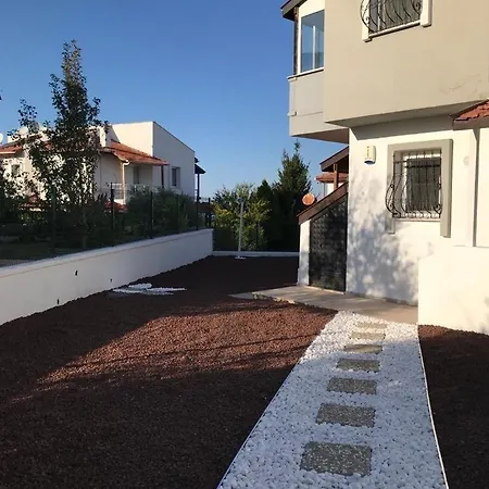 Baran Center Villa