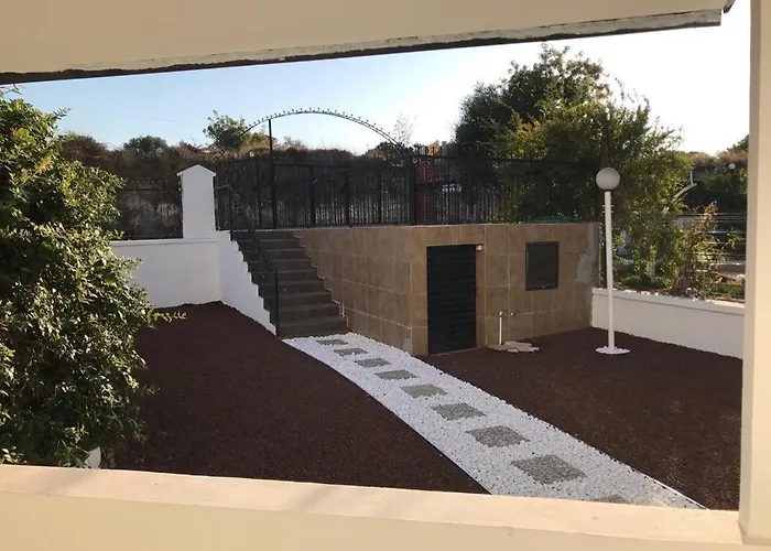 Baran Center Villa *